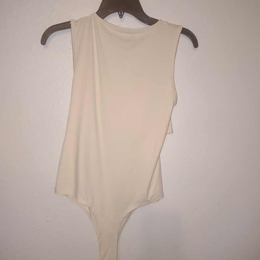 Threadbare bodysuit - Picture 3 of 7